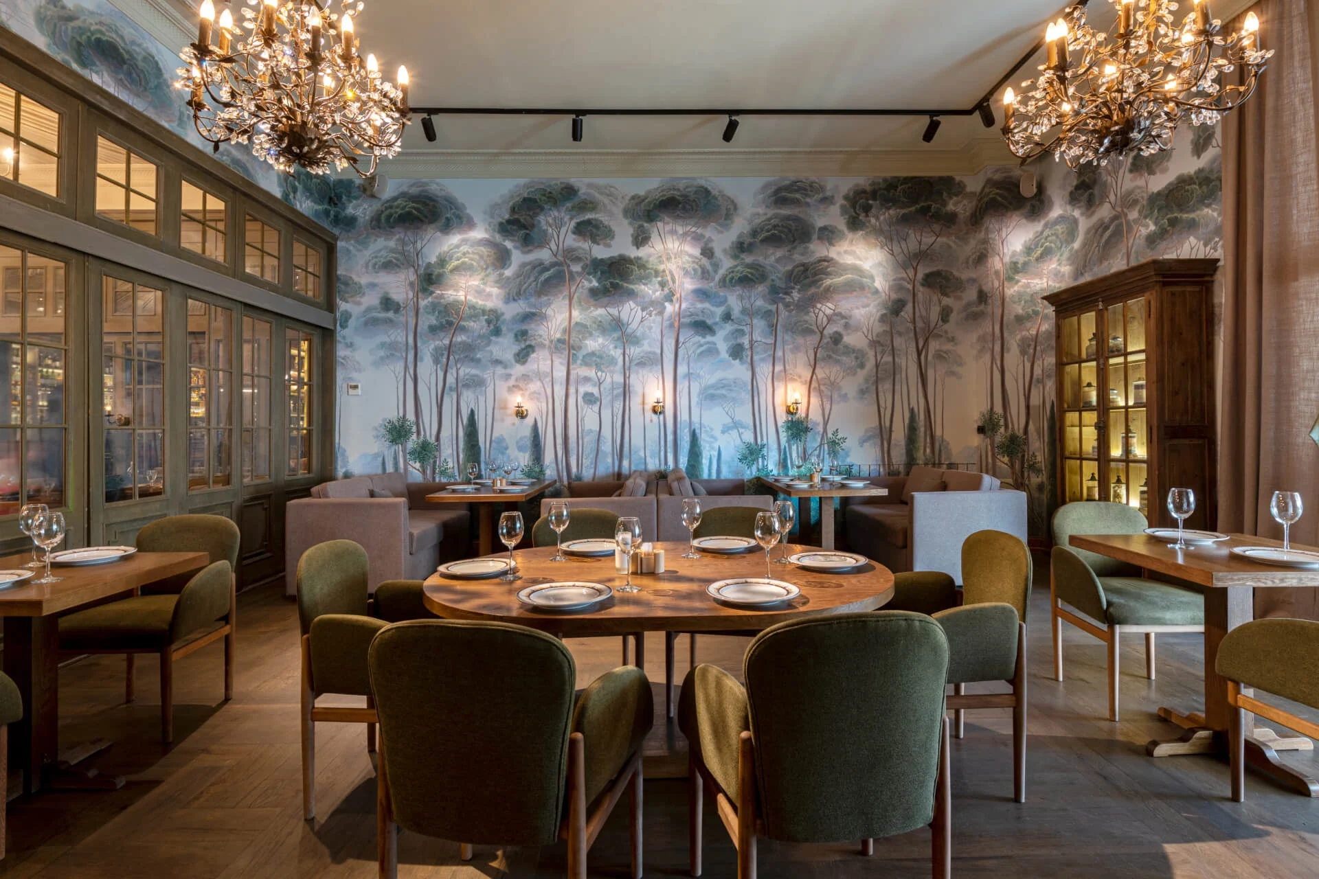 РЕСТОРАН ПЛЮШКИН