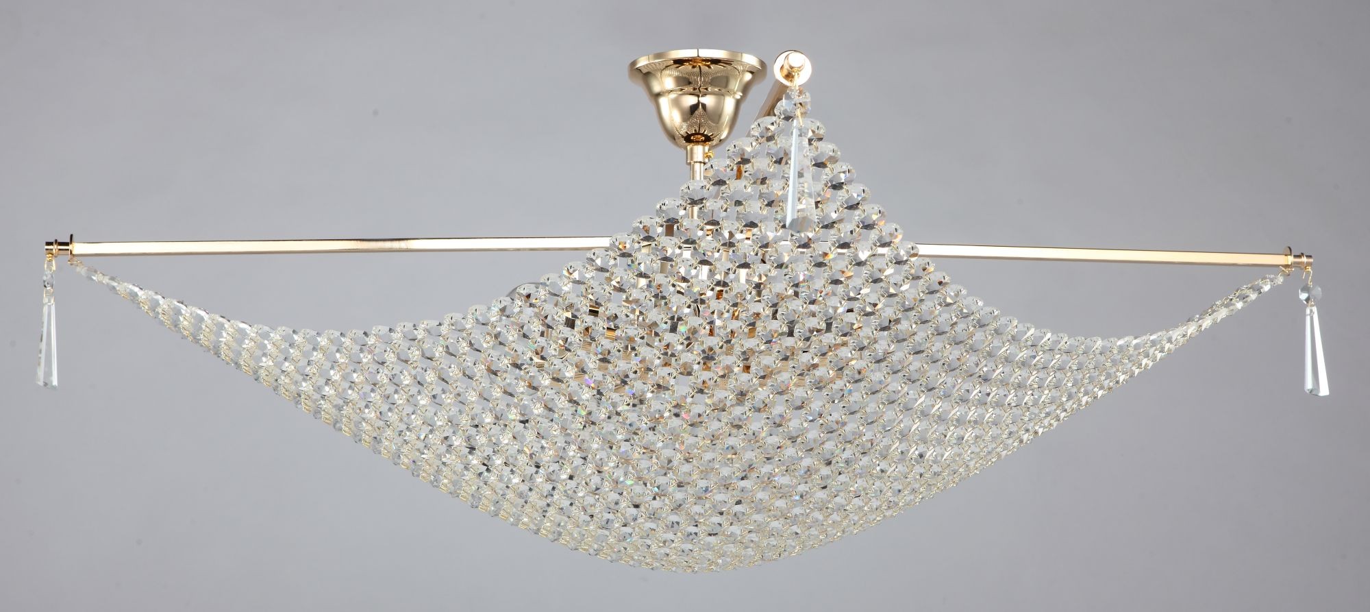 Потолочная люстра Maytoni Croce DIA082-CL-08-G