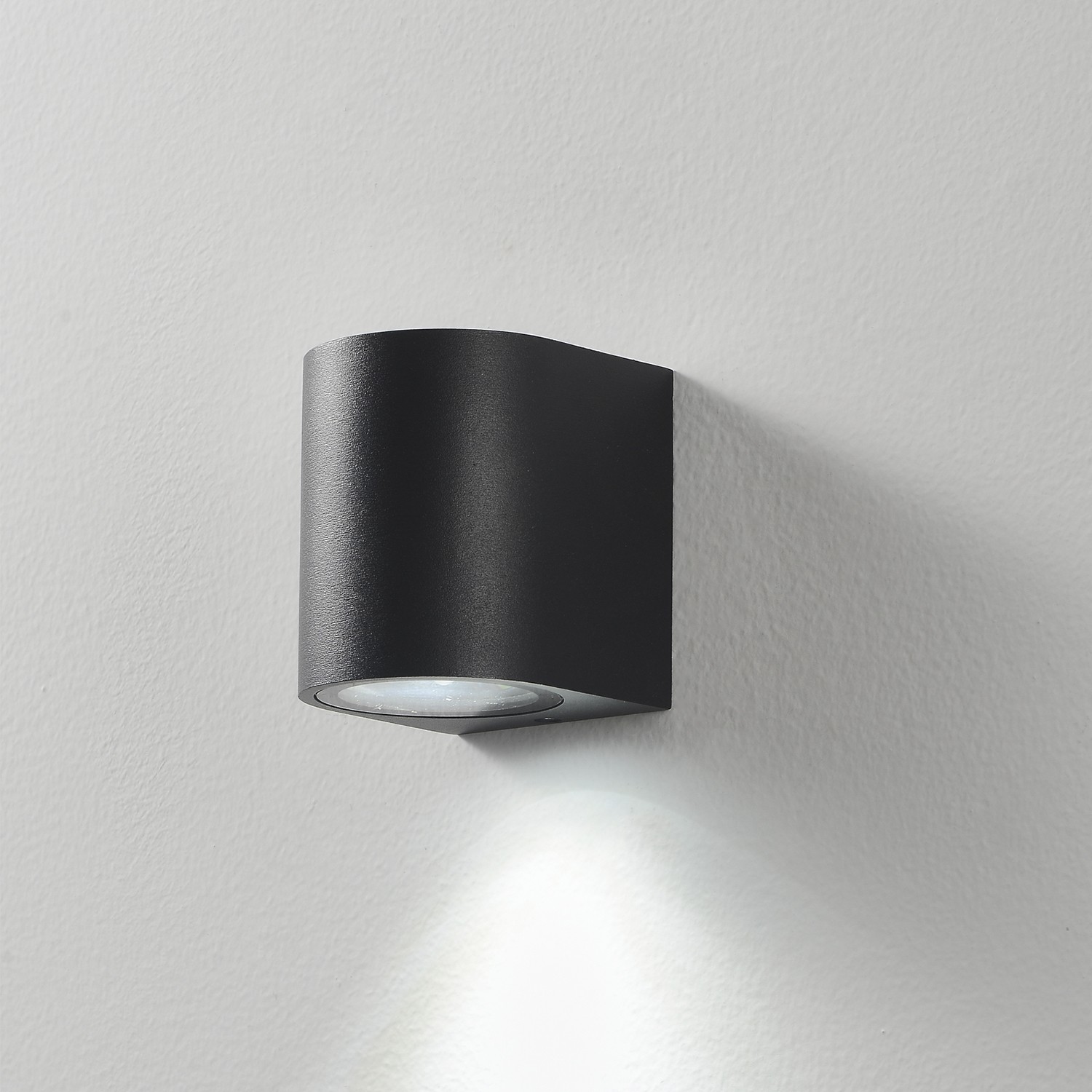 Уличный настенный светильник Crystal Lux Clt 527 CLT 527W1 BL