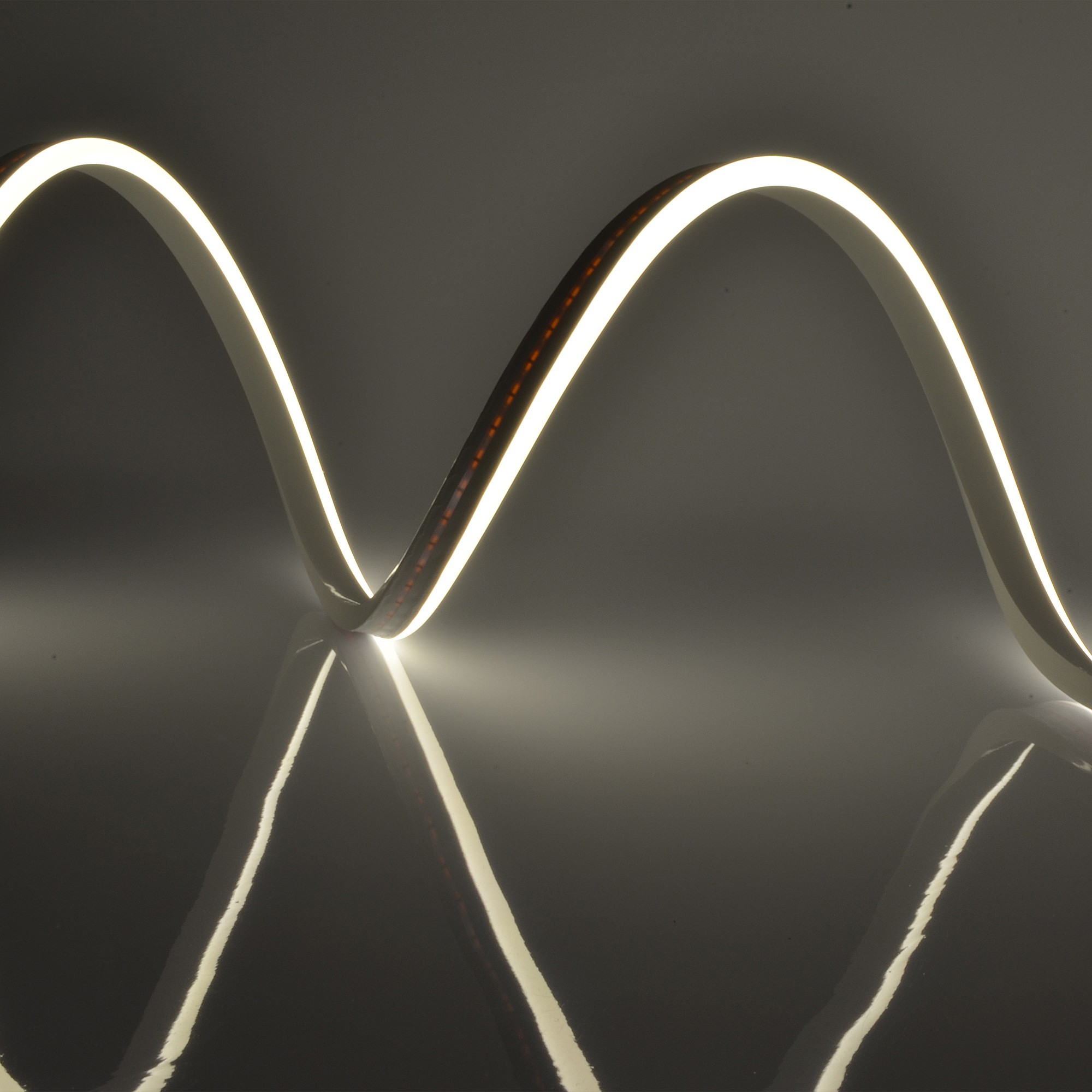 Светодиодный шнур Uniel ULS-N03-2835-100LED/m-8mm-IP67-DC12V-11W/m-5M-4000K блистер