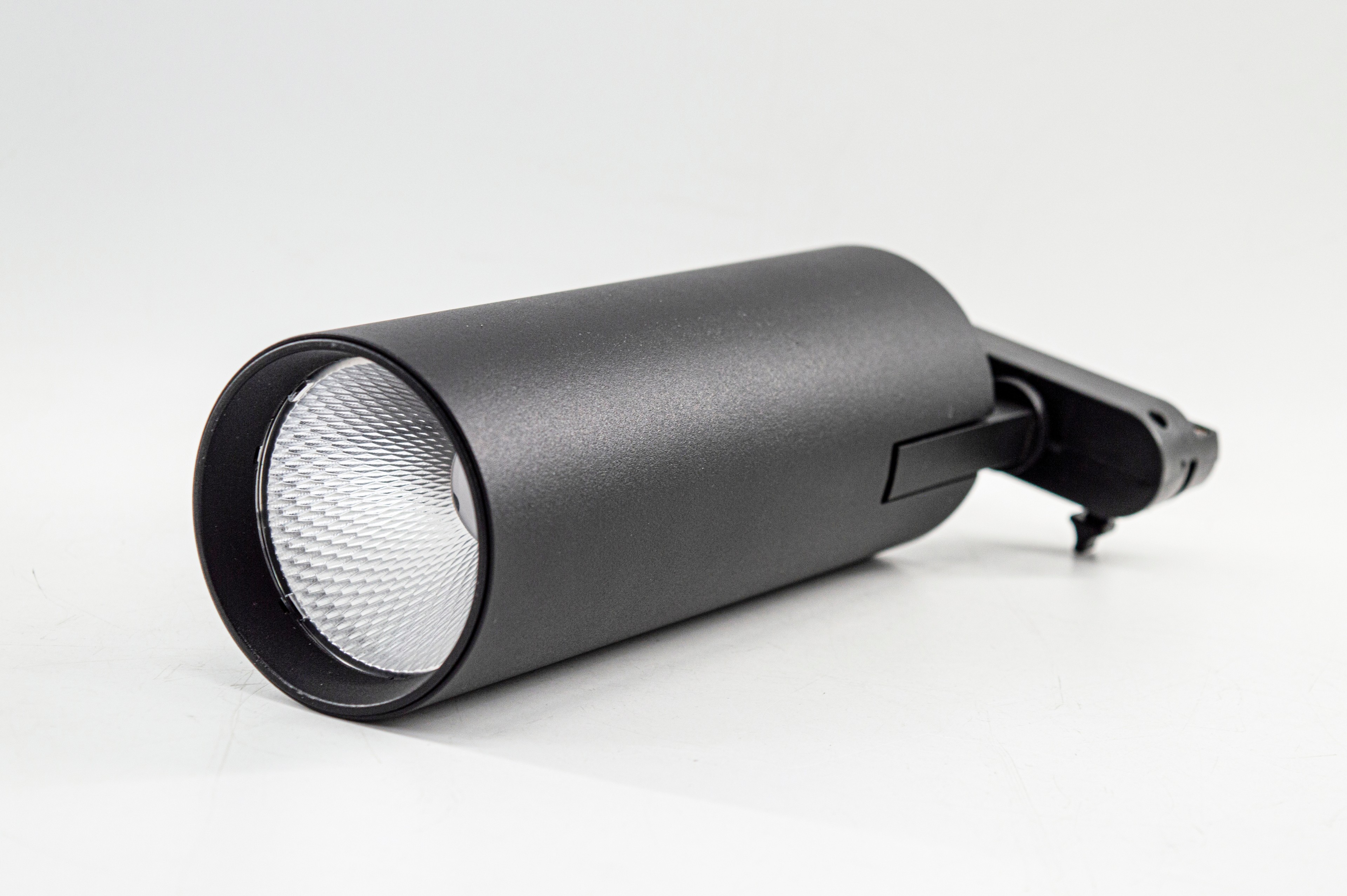 Трековый светильник SWG PRO TL3P TL3P-BL-20-WW