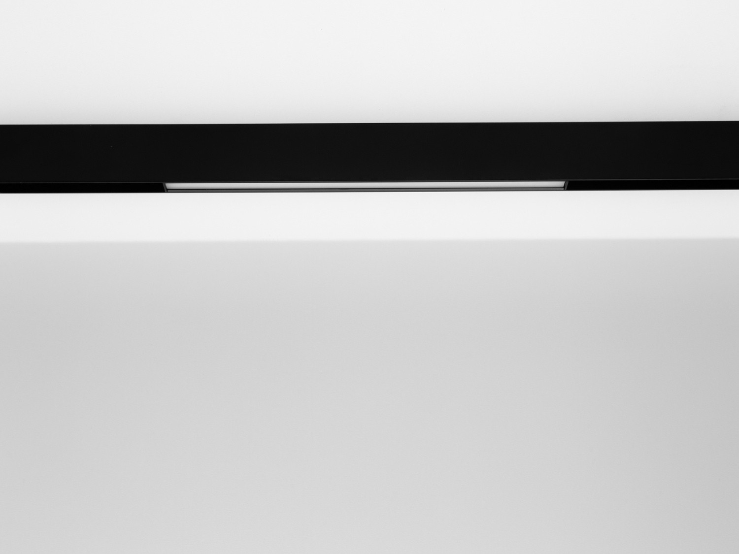 Трековый светильник SWG DesignLed SY mini SY-mini-520614-11.3-48-BL-WW