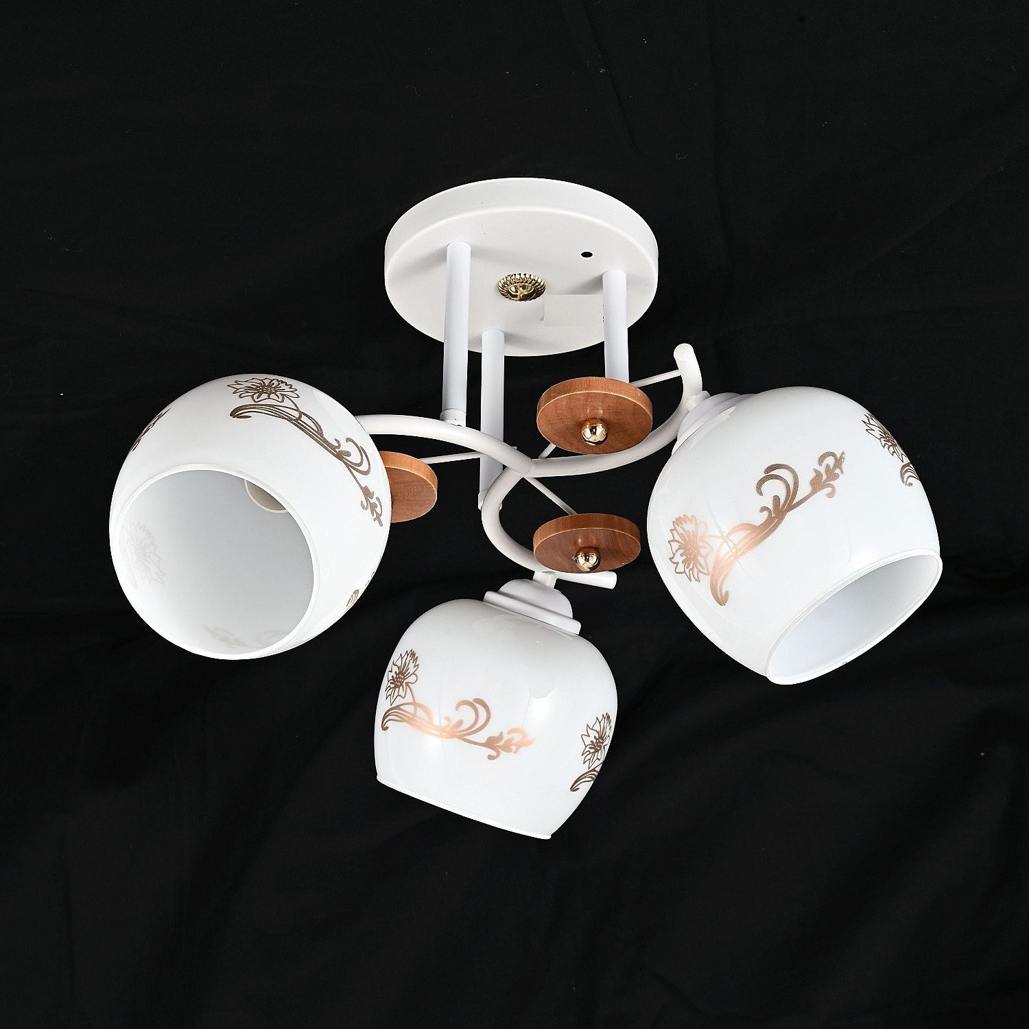 Потолочная люстра ЭкономСвет 10085 10085/3WT+FGD WT+GD